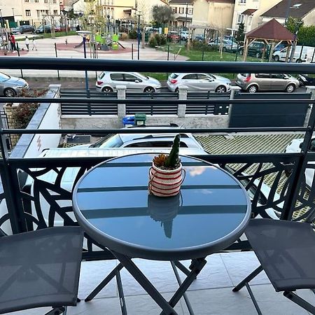 Appartement A 15Min De Paris Drancy Buitenkant foto