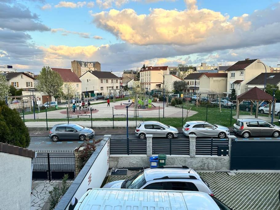 Appartement A 15Min De Paris Drancy Buitenkant foto